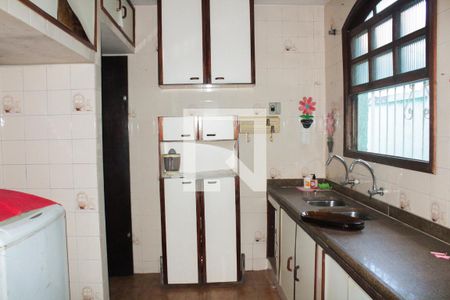 Casa à venda com 360m², 5 quartos e 3 vagasCozinha 1