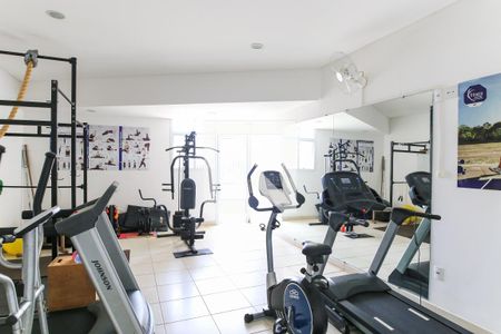 Apartamento para alugar com 95m², 2 quartos e 2 vagasÁrea comum - Academia