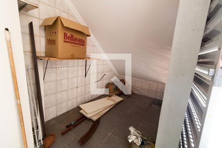 Casa de condomínio à venda com 172m², 4 quartos e 2 vagasDespensa