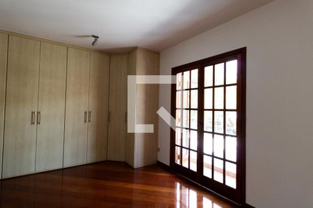 Casa de condomínio à venda com 172m², 4 quartos e 2 vagasSuíte 3
