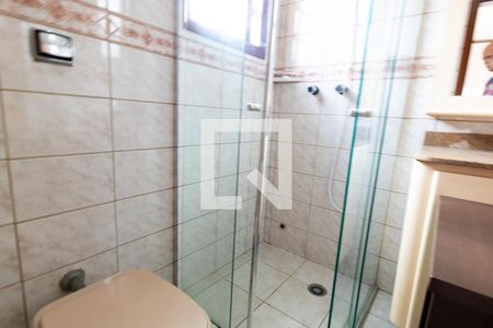 Casa de condomínio à venda com 172m², 4 quartos e 2 vagasBanheiro da Suíte 2