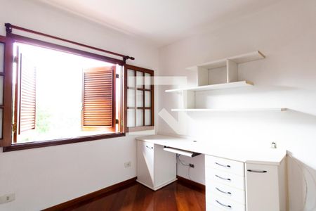 Casa de condomínio à venda com 172m², 4 quartos e 2 vagasSuíte 1