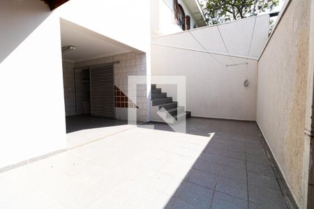 Casa de condomínio à venda com 172m², 4 quartos e 2 vagasQuintal