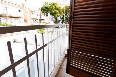 Casa de condomínio à venda com 172m², 4 quartos e 2 vagasVaranda Suíte 3