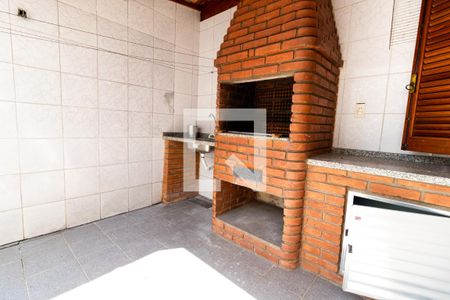 Casa de condomínio à venda com 172m², 4 quartos e 2 vagasChurrasqueira