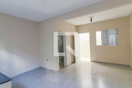 Sala / Quarto / Cozinha de casa para alugar com 1 quarto, 32m² em Jardim Centenário, São Paulo