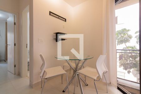 Sala de apartamento à venda com 1 quarto, 42m² em Indianópolis, São Paulo