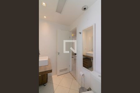 Apartamento à venda com 42m², 1 quarto e 1 vaga Apartamento à venda com 42m², 1 quarto e 1 vagaBanheiro