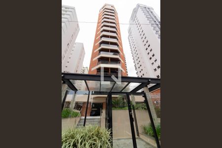 Apartamento à venda com 42m², 1 quarto e 1 vaga Apartamento à venda com 42m², 1 quarto e 1 vagaFachada