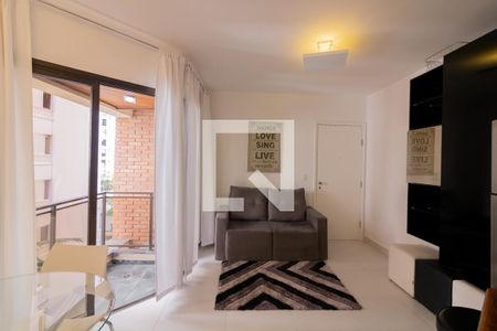 Sala de apartamento à venda com 1 quarto, 42m² em Indianópolis, São Paulo
