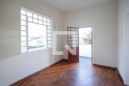 Sala 1 de casa à venda com 3 quartos, 1000m² em Pompéia, Belo Horizonte