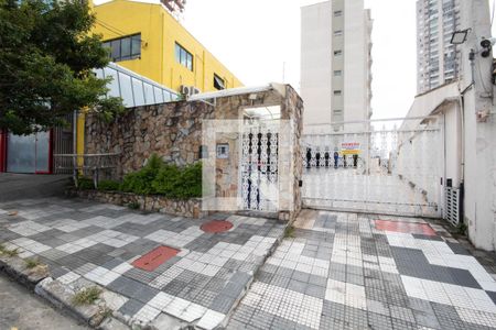 Apartamento para alugar com 61m², 2 quartos e 1 vaga Apartamento para alugar com 61m², 2 quartos e 1 vagaFachada