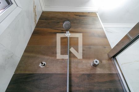 Banheiro de apartamento para alugar com 2 quartos, 50m² em Jardim São Francisco (zona Leste), São Paulo