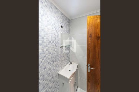 Banheiro de apartamento à venda com 1 quarto, 34m² em Glória, Porto Alegre
