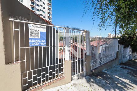 Casa para alugar com 60m², 2 quartos e sem vaga Casa para alugar com 60m², 2 quartos e sem vagaFachada