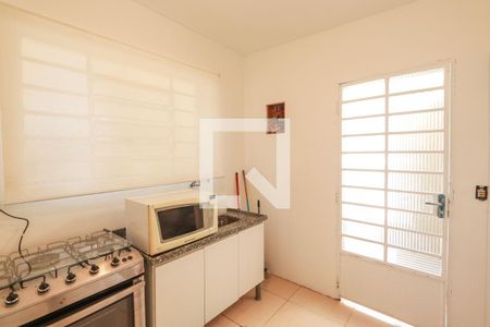 Casa para alugar com 60m², 2 quartos e sem vaga Casa para alugar com 60m², 2 quartos e sem vagaCozinha