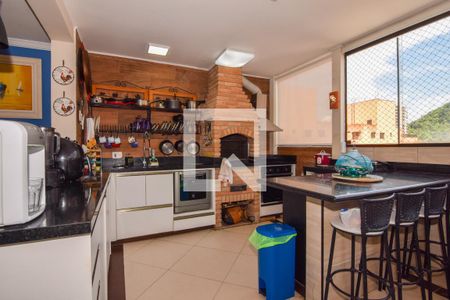 Apartamento para alugar com 210m², 4 quartos e 2 vagasCozinha