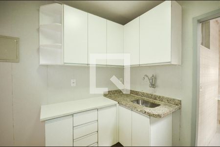 Apartamento à venda com 80m², 3 quartos e 1 vagaCozinha