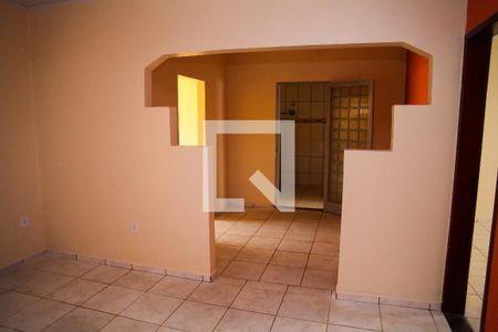 Sala de casa para alugar com 3 quartos, 120m² em Quadra 300, Brasília