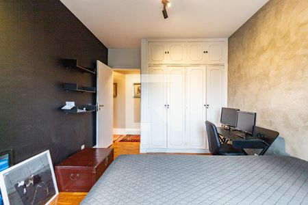 Apartamento à venda com 221m², 4 quartos e 2 vagas Apartamento à venda com 221m², 4 quartos e 2 vagasQuarto 3