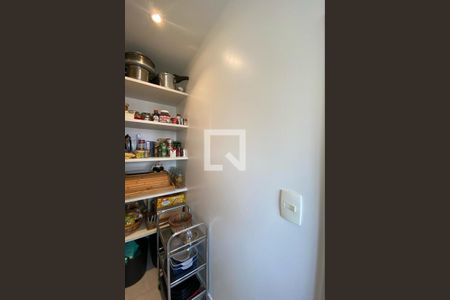 Apartamento à venda com 189m², 2 quartos e 4 vagasLavabo