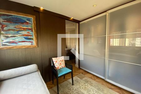 Apartamento à venda com 189m², 2 quartos e 4 vagasSuíte 1