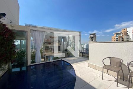 Apartamento à venda com 189m², 2 quartos e 4 vagasVaranda