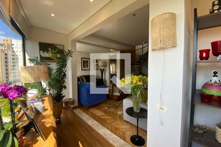 Apartamento à venda com 189m², 2 quartos e 4 vagasSacada