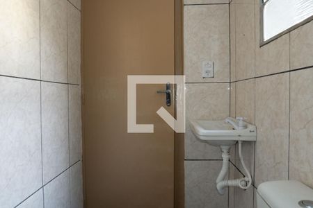 Banheiro da Suíte de casa à venda com 2 quartos, 43m² em Jardim Guanabara, Jundiaí