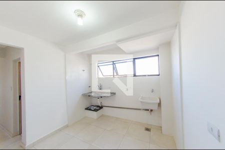 Sala/Cozinha de apartamento à venda com 1 quarto, 44m² em Centro, Campinas
