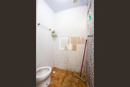 Casa à venda com 210m², 6 quartos e 2 vagasBanheiro (casa 2)