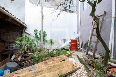 Casa à venda com 210m², 6 quartos e 2 vagasQuintal