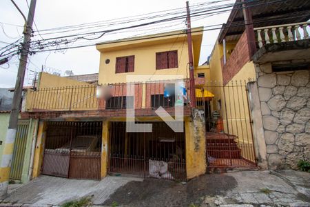 Casa à venda com 210m², 6 quartos e 2 vagasFachada