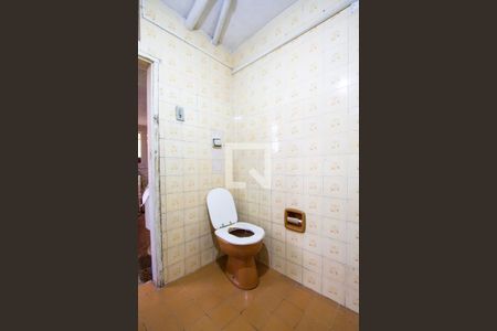 Casa à venda com 210m², 6 quartos e 2 vagasBanheiro de Serviço