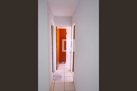 Sala de apartamento para alugar com 2 quartos, 55m² em Parque Primavera, Aparecida de Goiânia