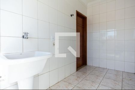 Casa à venda com 165m², 3 quartos e 7 vagasÁrea de Serviço