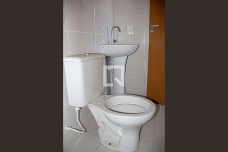 Apartamento para alugar com 55m², 2 quartos e 1 vaga Apartamento para alugar com 55m², 2 quartos e 1 vagaBanheiro