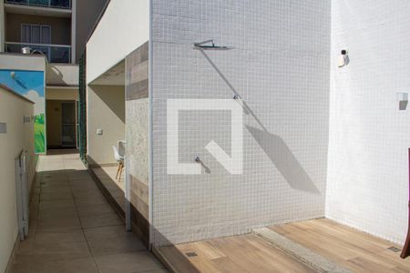 Apartamento para alugar com 55m², 2 quartos e 1 vaga Apartamento para alugar com 55m², 2 quartos e 1 vagaÁrea comum - Piscina