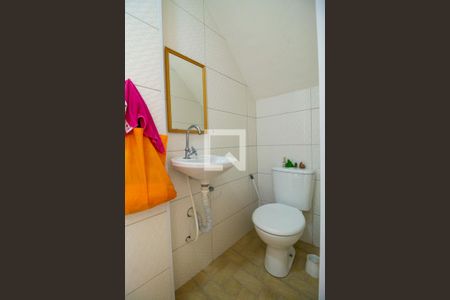 Casa à venda com 175m², 3 quartos e sem vagaBanheiro de Serviço