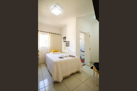 Quarto de casa à venda com 3 quartos, 175m² em Cambuci, São Paulo