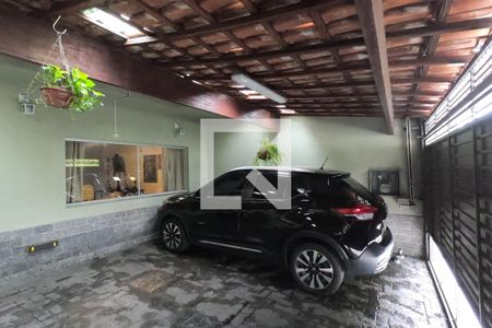 Casa à venda com 240m², 3 quartos e 2 vagasGaragem