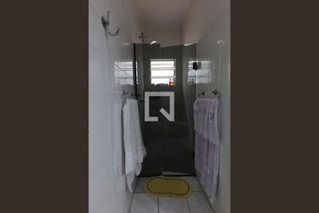 Casa à venda com 240m², 3 quartos e 2 vagasBanheiro