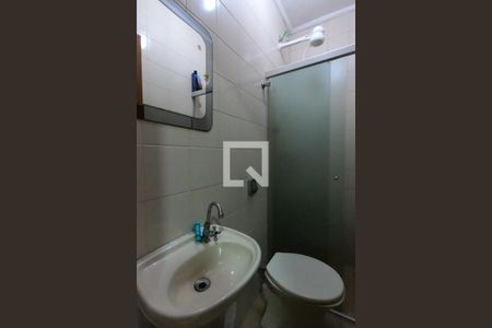 Casa à venda com 240m², 3 quartos e 2 vagasBanheiro de Serviço