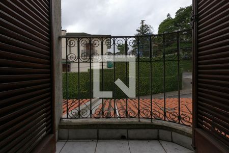 Casa à venda com 240m², 3 quartos e 2 vagasvaranda