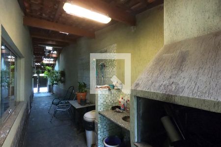 Casa à venda com 240m², 3 quartos e 2 vagasChurrasqueira