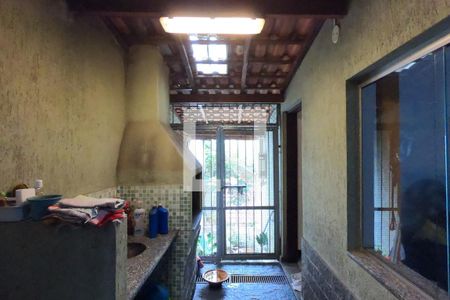 Casa à venda com 240m², 3 quartos e 2 vagasChurrasqueira