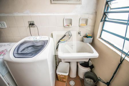 Casa à venda com 196m², 4 quartos e 2 vagasÁrea de Serviço