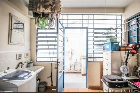 Casa à venda com 196m², 4 quartos e 2 vagasÁrea de Serviço