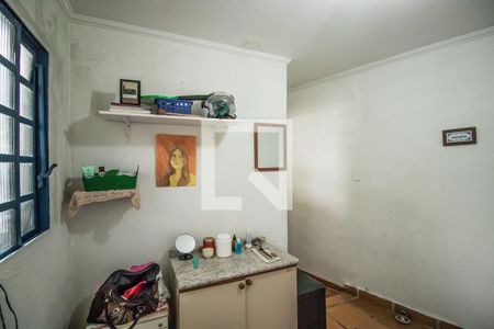 Casa à venda com 196m², 4 quartos e 2 vagasQuarto de Serviço