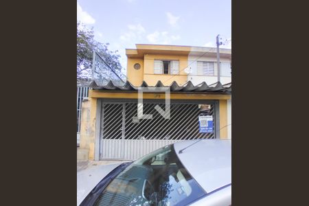 Casa à venda com 196m², 4 quartos e 2 vagasFachada